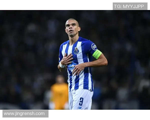 2025年足球现役球星前十排名盘点 谁将成为未来足坛的主宰者 2025年足球现役球星前十排名盘点 谁将成为未来足坛的主宰者